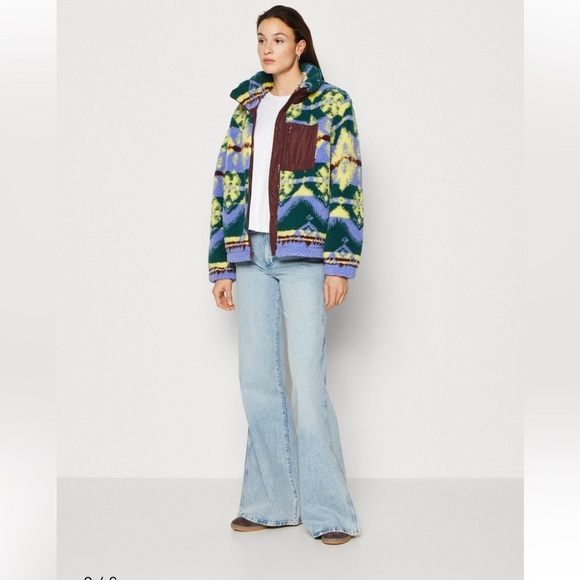 Wrangler Multi Colored Tribal Boho Southern Western Sherpa Fleece Zip Jacket NWT - Picture 12 of 16